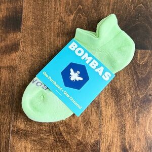 Bombas • Women Midweight Ankle Socks • Size Small